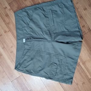 World Wide Sportsman Shorts Size 10 medium grey